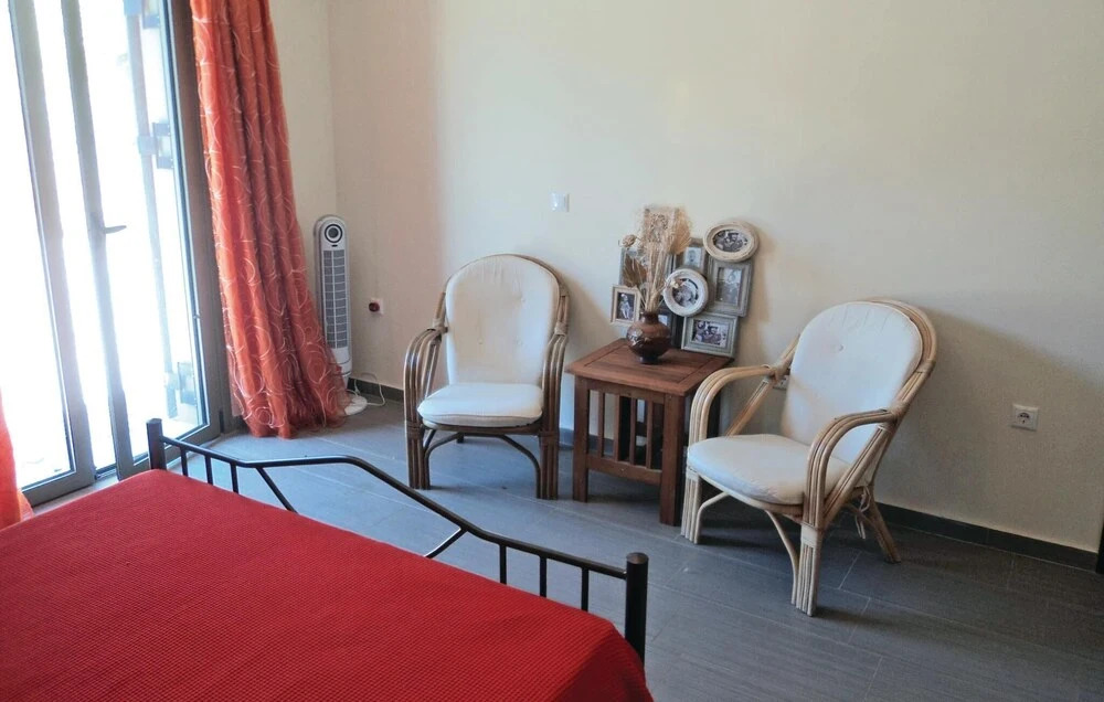 4 Bedroom Beautiful Home In Xyropigado