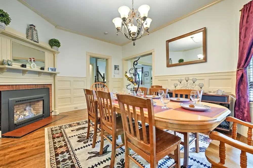 Central Bar Harbor Home, Walk to the Shore & Town