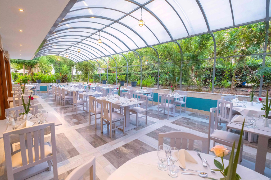 May Beach Hotel