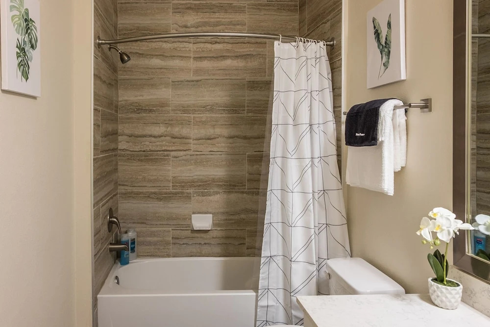 FRONTDESK The Point at Town Center Apts Jacksonville