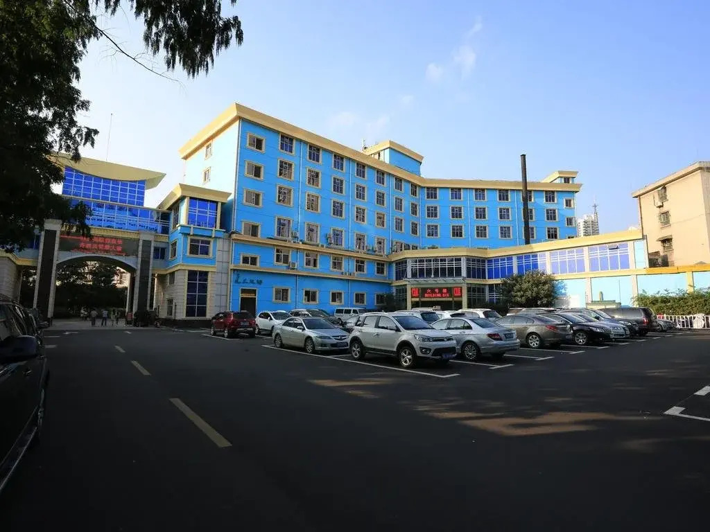 Shihe Hotel Xinyang