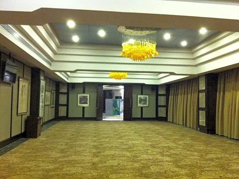Fortune Century Hotel