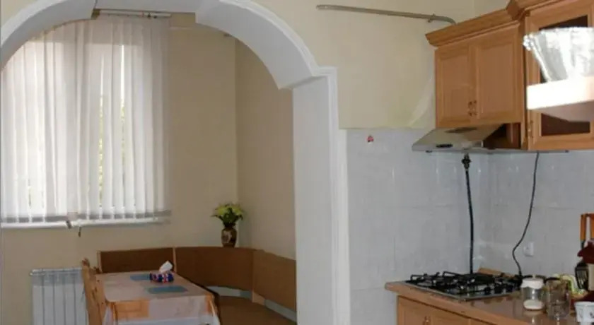 Apartment on Isahakyan Street