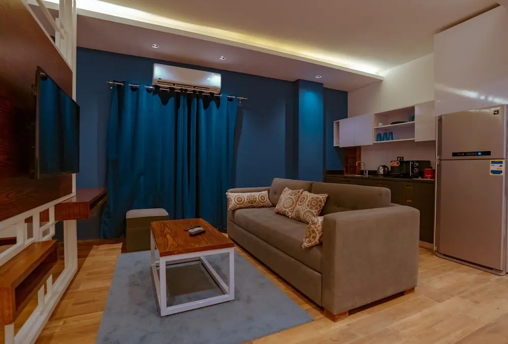 Travelholic New Cairo Residence