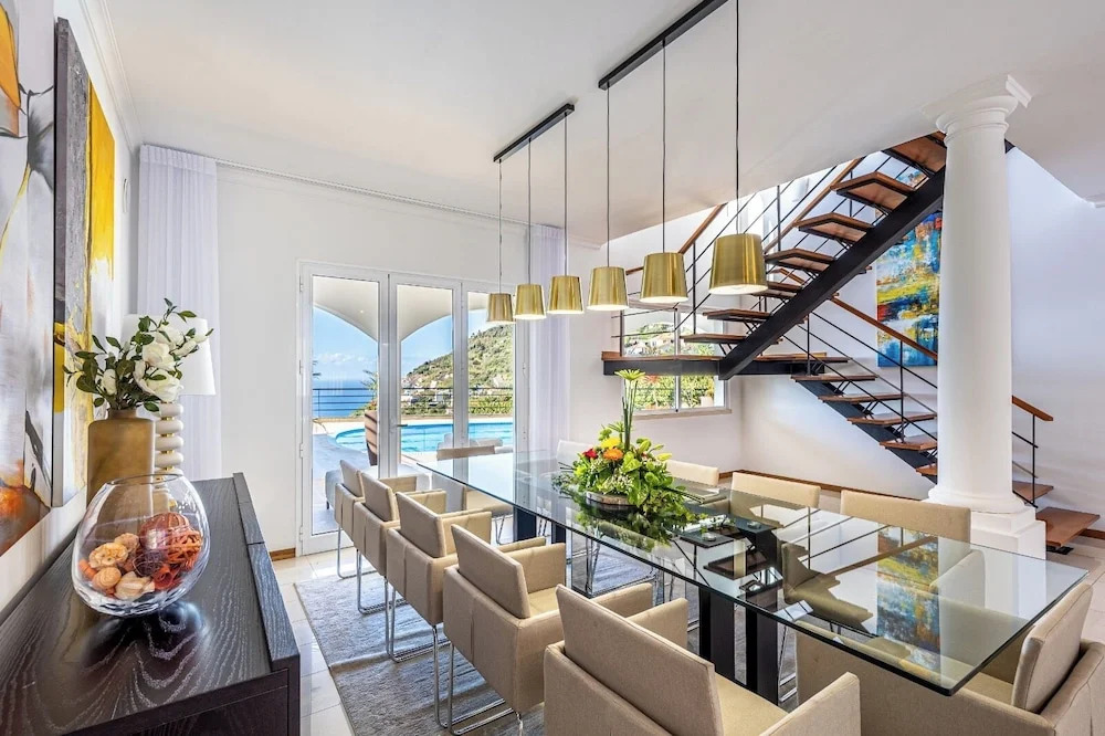 Luxury villa with private heated pool, garden and views of the sea and mountains