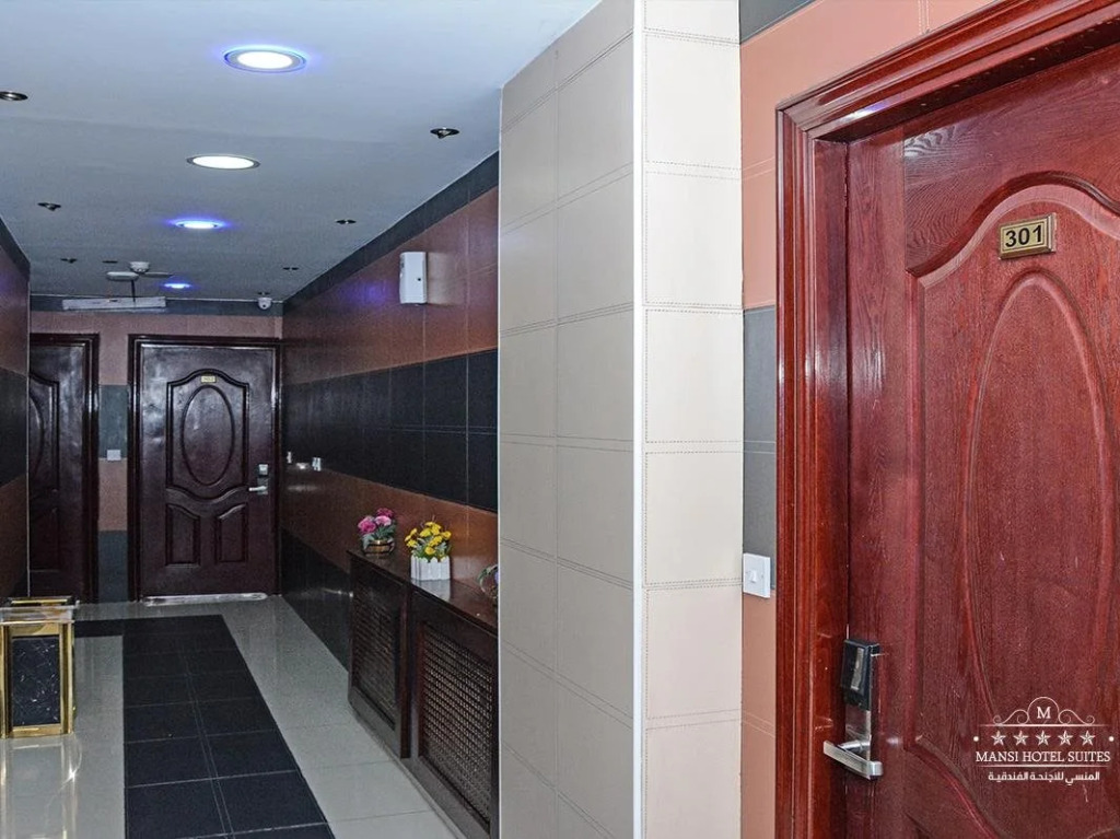 Mansi Hotel Suite