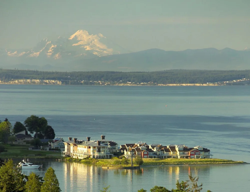 Resort at Port Ludlow