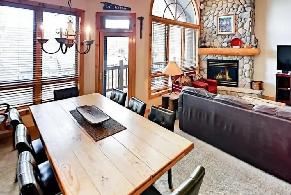 3 Bedroom Plus Loft Condo Near Snowflake Lift at Elk Ridge Townhomes
