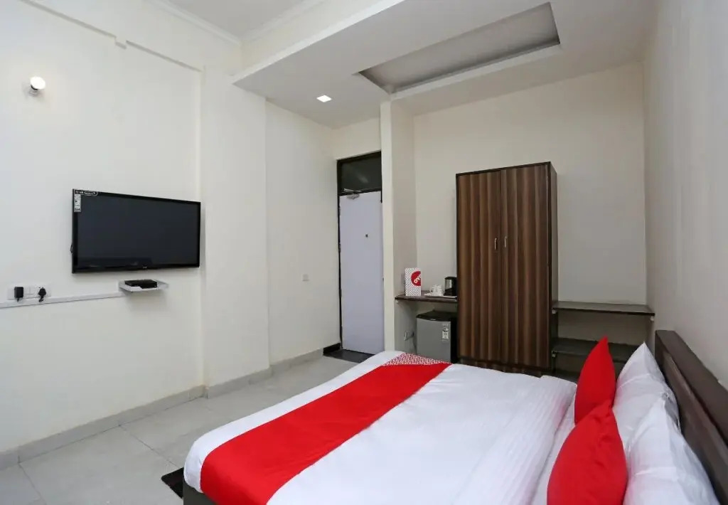 Hotel D Meridien by OYO Rooms