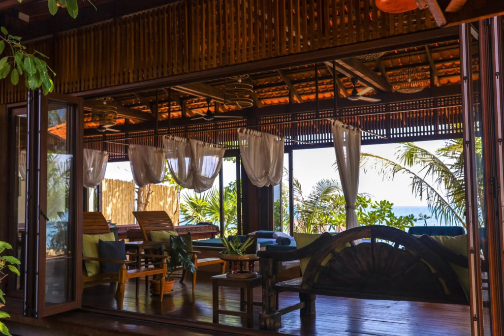 Saree Samui