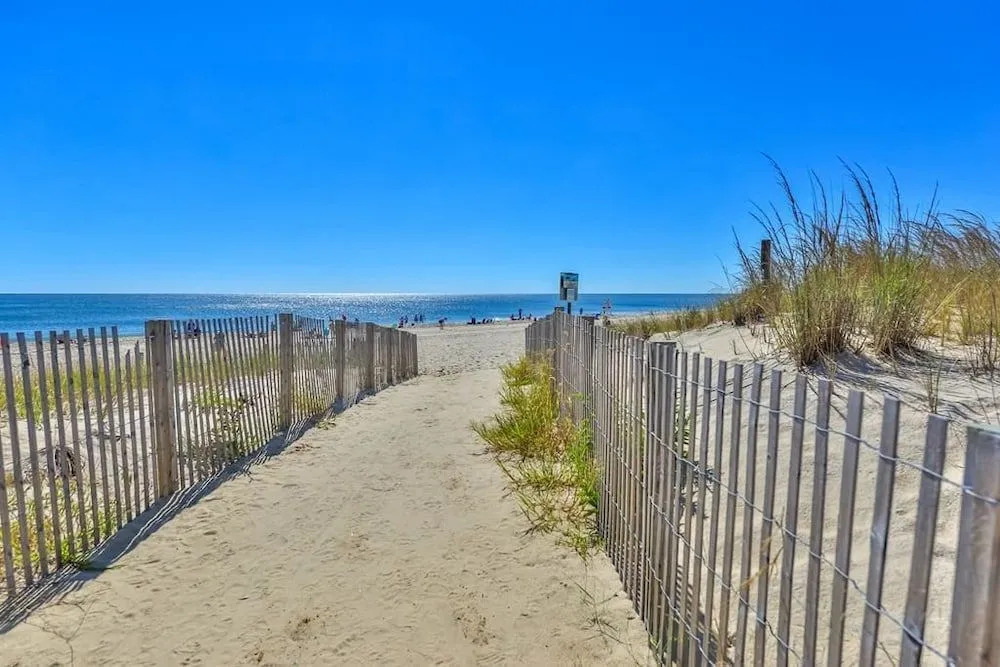 Whispering Sands 401 - 3 Br Condo