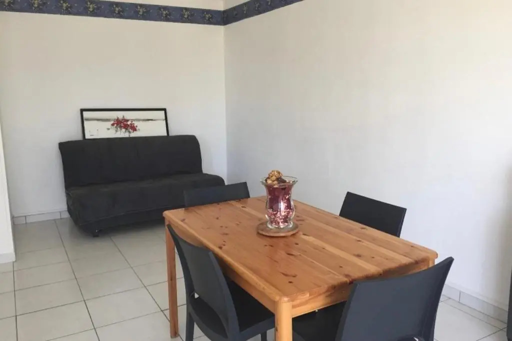 Beautiful Equipped Studio Near the Sea