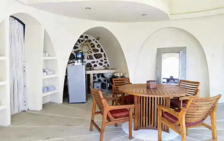 Mentigi Bay Dome Villas
