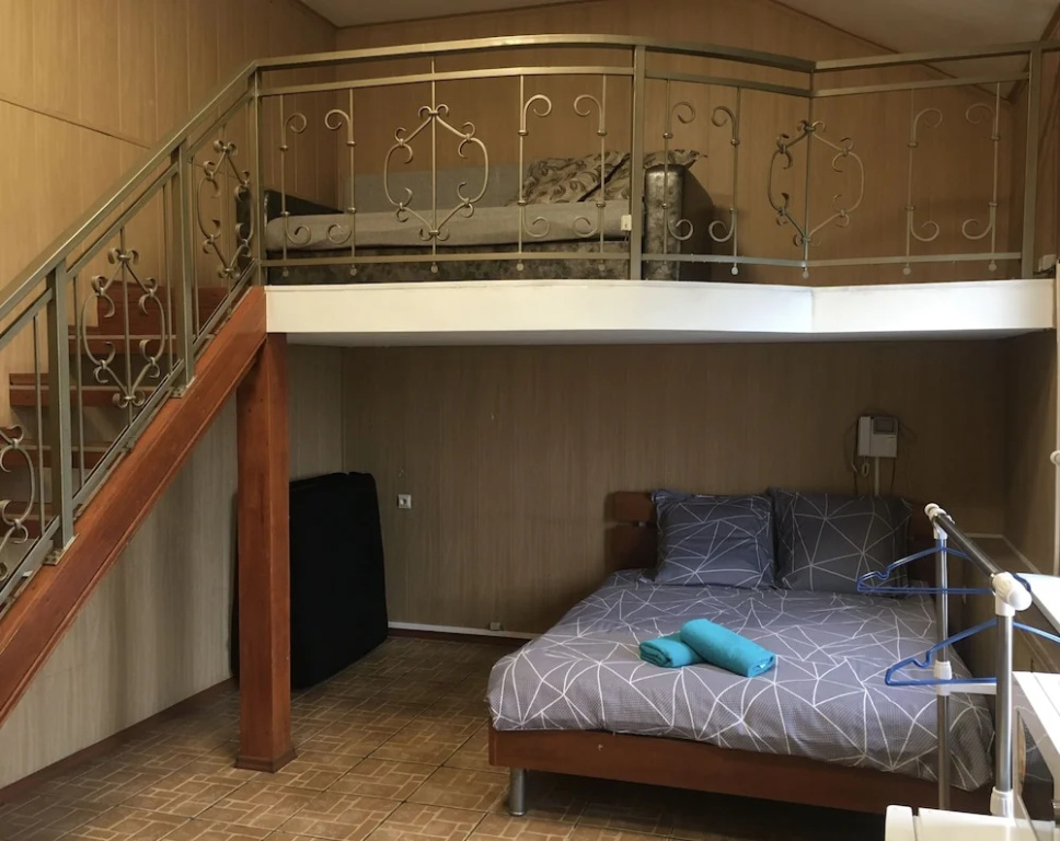 Port House Home Mini Hotel