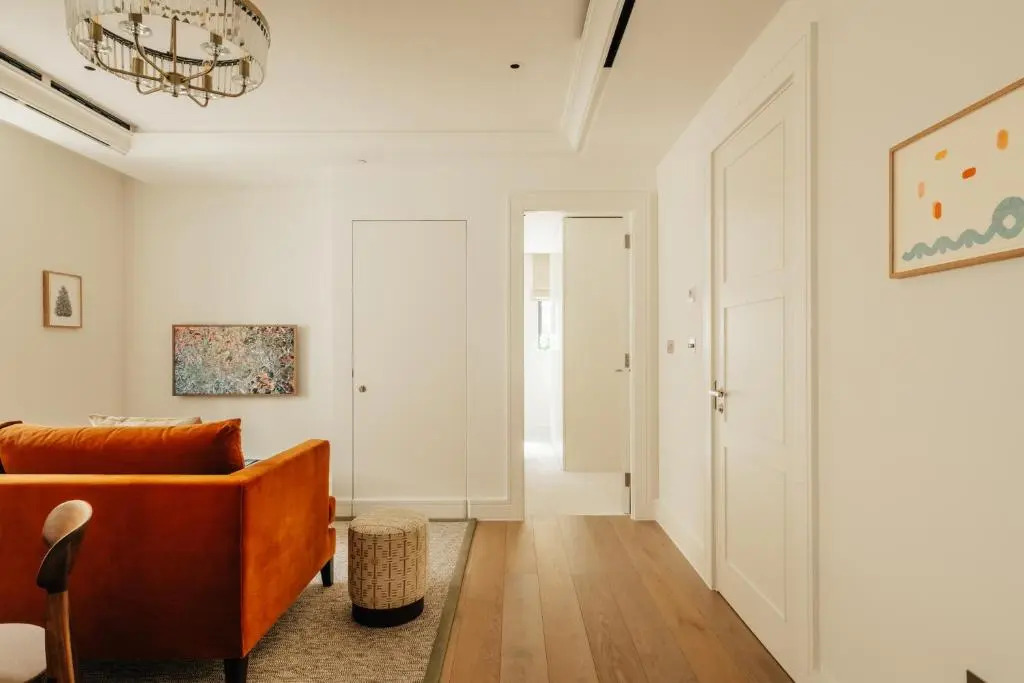 Claridge House by SLO