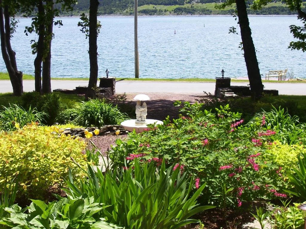 Rose Manor Inn B & B