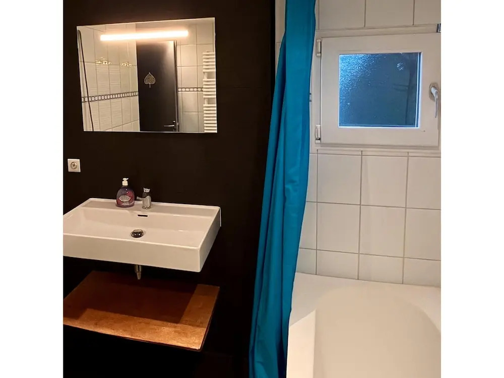 Family Stay - Near Beach