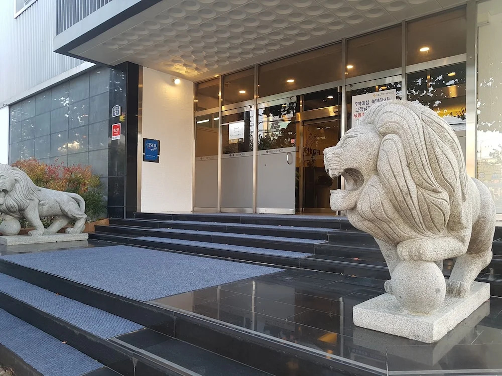 Daegu Hilltop Hotel