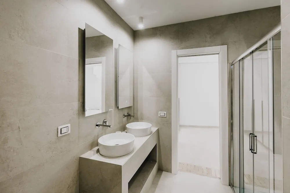 SECRET GARDEN - Suites & Apartments