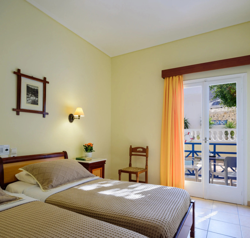 Karidis Hotel