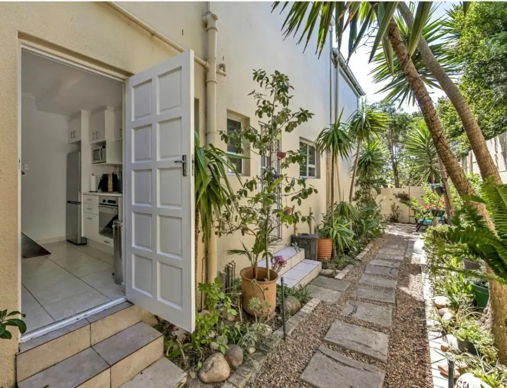 1 Bedroomed Serendipity Cottage West Beach, Cape Town