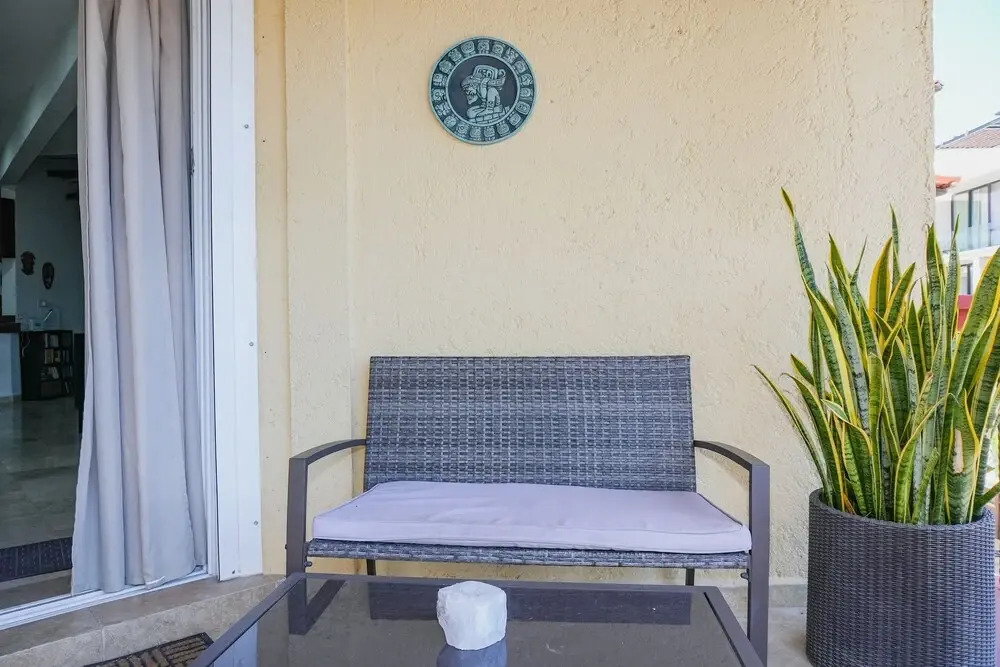 Magic Paradise A8 3 Bedroom Condo by RedAwning