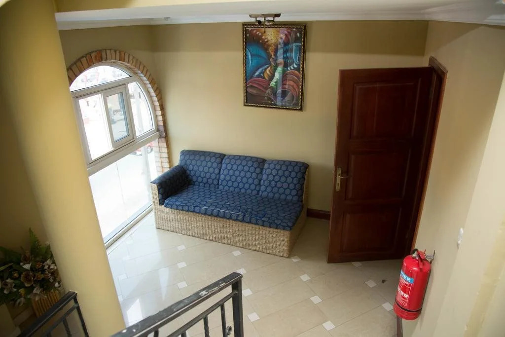 Ridge Over Suite