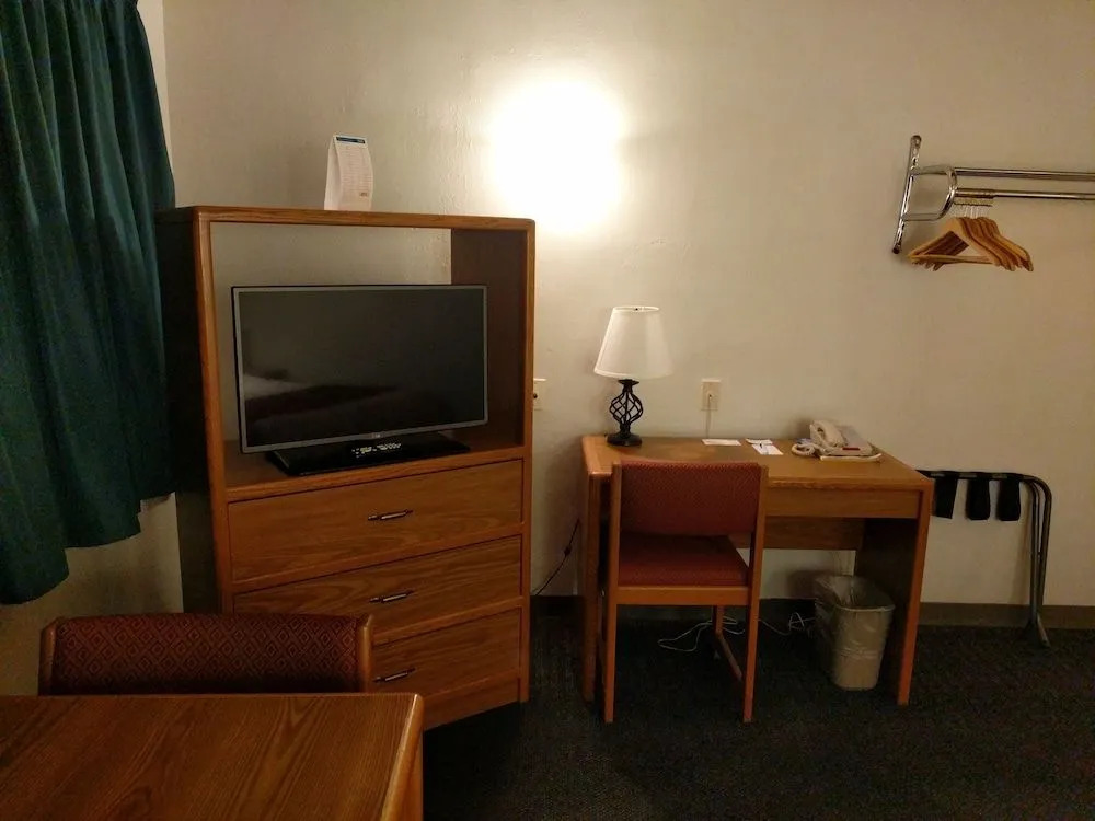 Midtown Motel