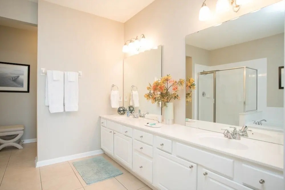 5024 Shoreway Loop #208 - 3 Br condo by RedAwning