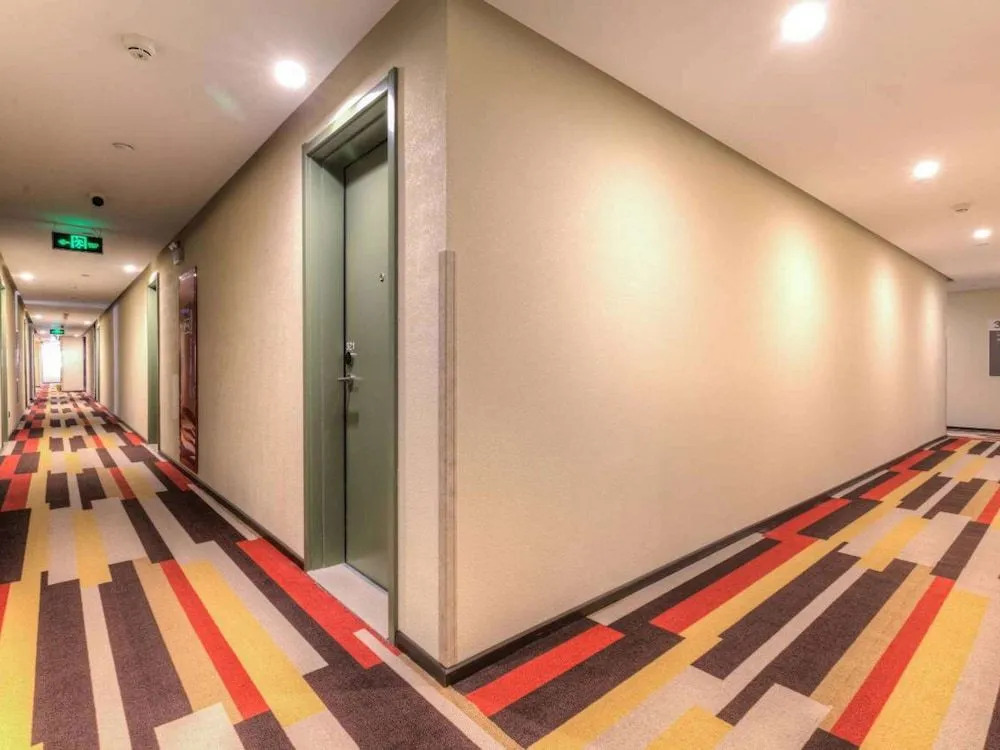 Ibis Xian Wandaone Hotel