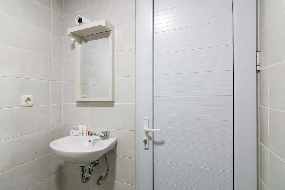 OYO 1604 Prime Gejayan Residence Near RS Panti Rapih