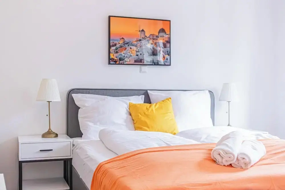 Comfy 4BR Apt Near AKH Hospital WiFi