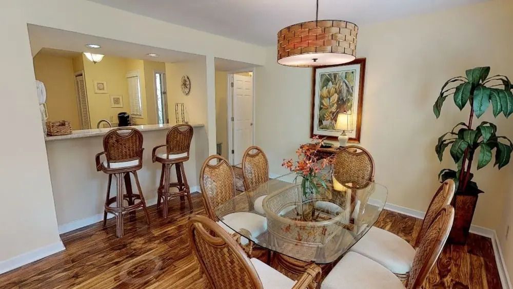 7813 Centre Court 2 Bedroom Villa