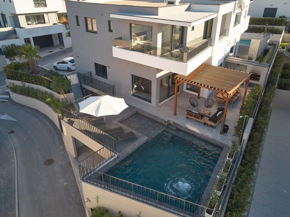 Luxury villa Natali with pool, terrace and sea view