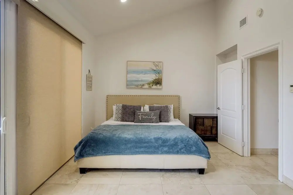 Pool & Coastline Views: Luxe La Jolla Home