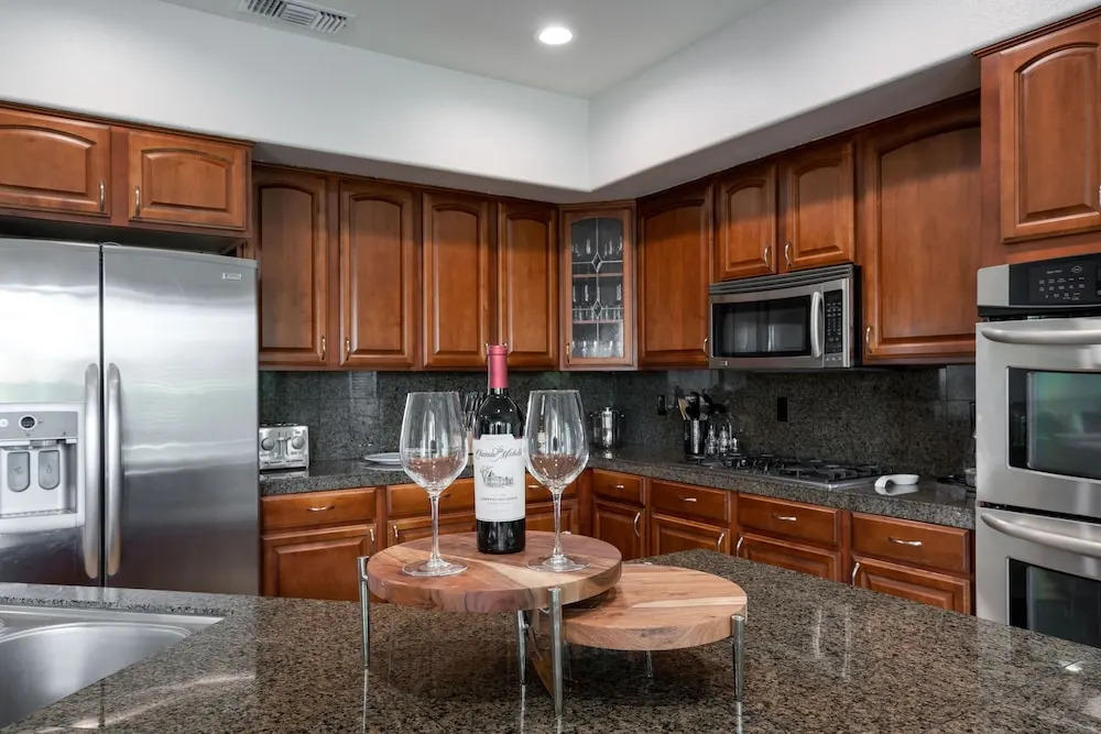 New Listing! Contemporary W/ Pool & Hot Tub 4 Bedroom Home
