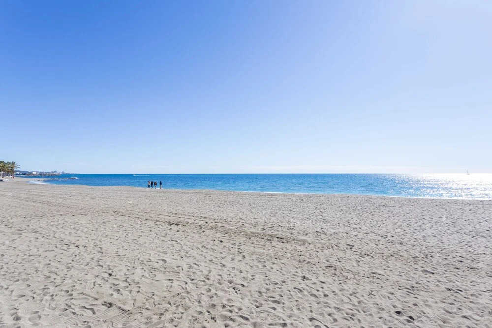 2º MTR - Marbella Temporary Rent 3 bedrooms Av del Mar