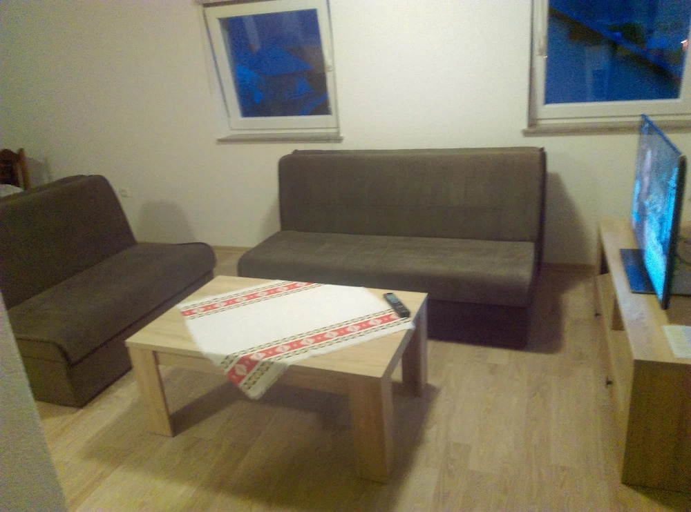 Apartman i sobe Krga