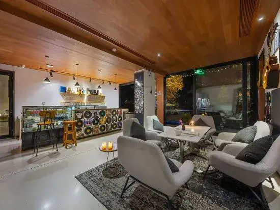 1921 Villa