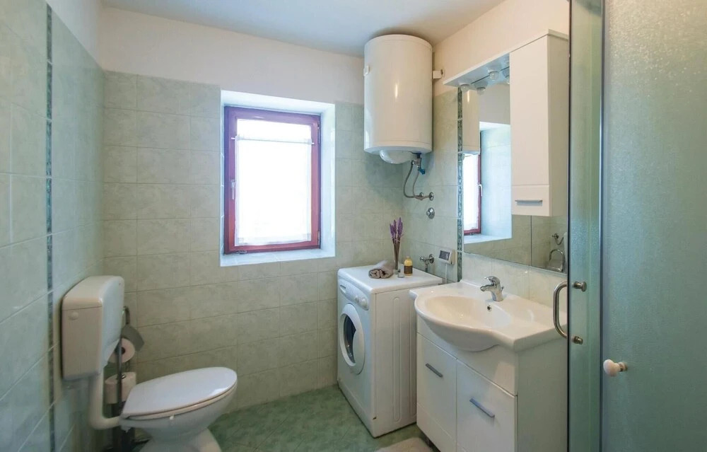 Awesome Home in Gondolici With Wifi and 3 Bedrooms