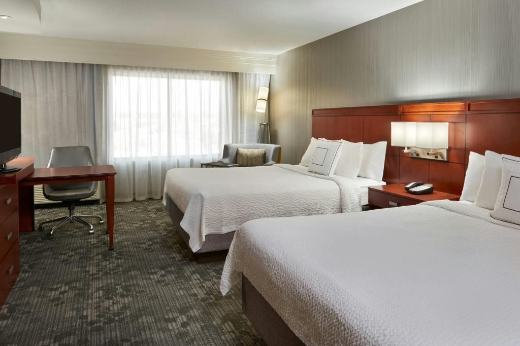 Courtyard by Marriott Kingston Highway 401