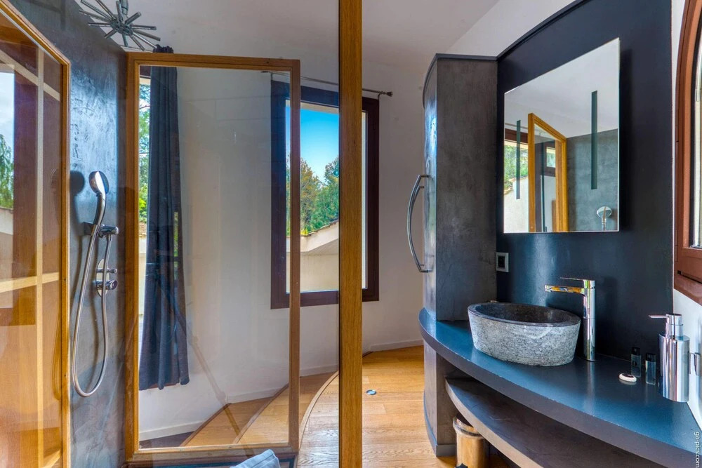 Fantastic Villa With Swimming Pool - 15min TO Mont