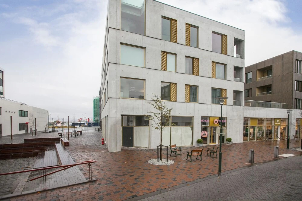 Apartment T21