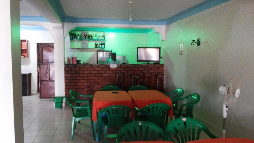 Windsor Hotel Pakwach