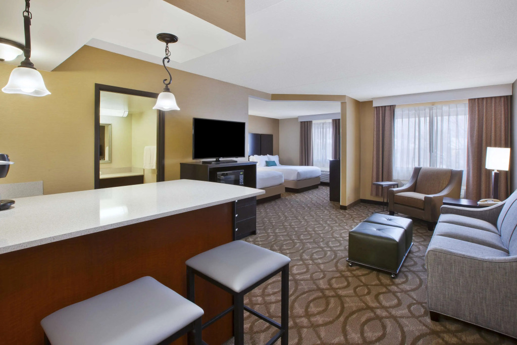 Best Western Okemos/East Lansing Hotel & Suites