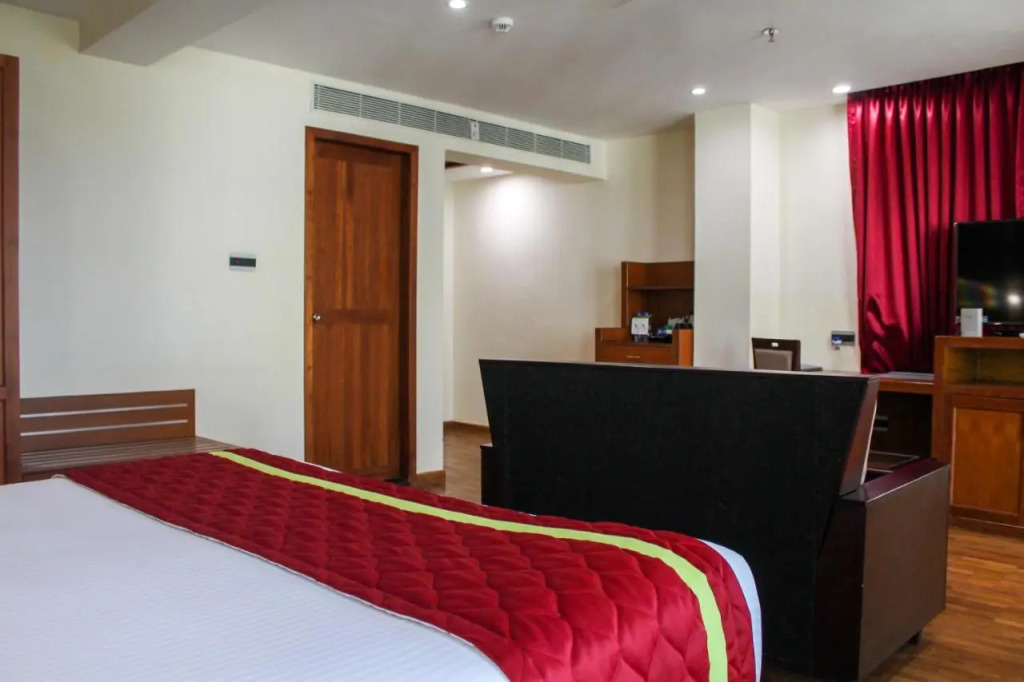 JVK Park Hotel