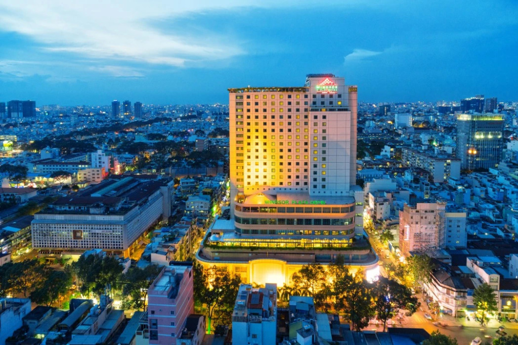 Windsor Plaza Hotel