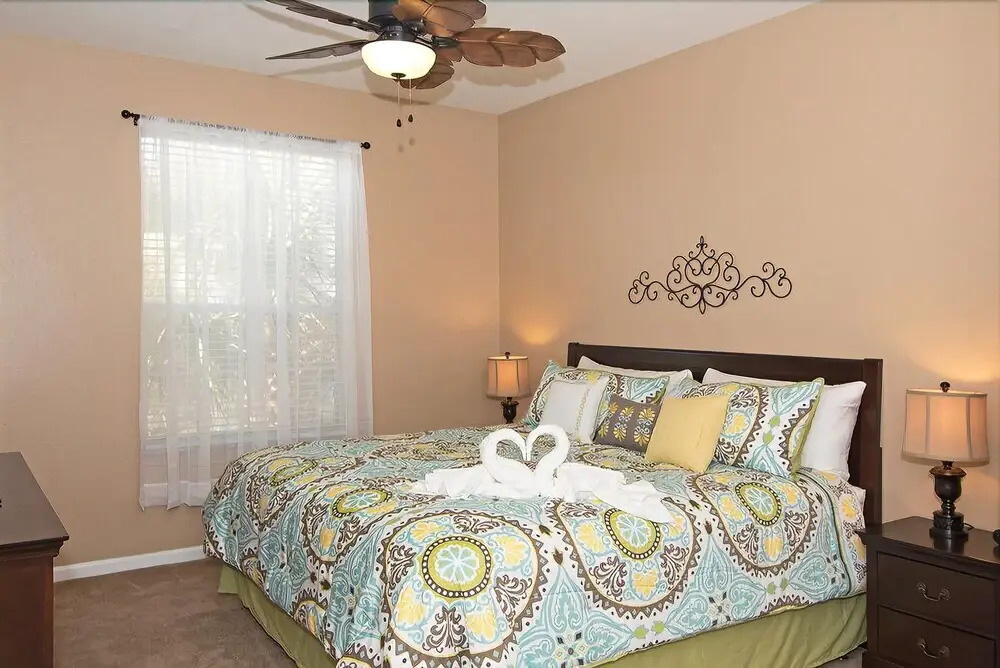 3 Br Condo - Windsor Hills - Ayp 2410