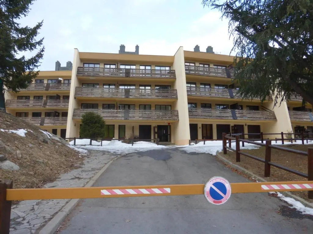 Monoïkos 240