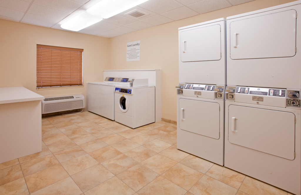 Candlewood Suites Kansas City Northeast by IHG